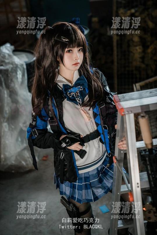 白莉爱吃巧克力 白莉爱吃巧克力——连cos都带着她的特有气质,真不愧是女神!