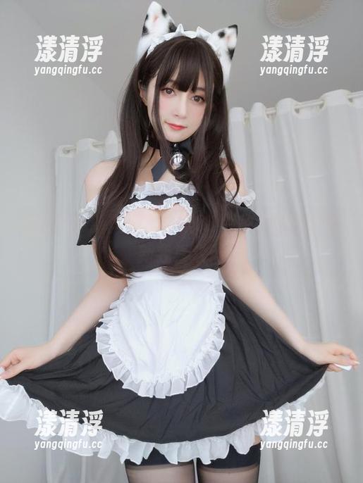 白银81 黑丝cos新风潮,白银81邻家大姐姐这更新我喜欢!