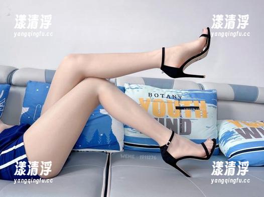 白龙猫女 微密圈 - 珍贵珠光袜图包,大名鼎鼎的白龙猫女来分享了!