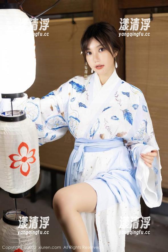 秀人网-Cris_卓娅祺 秀人网 - 最新图集:Cris_卓娅祺的镂空内衣与黑丝,让人心生向往,为什么就是这种感觉?