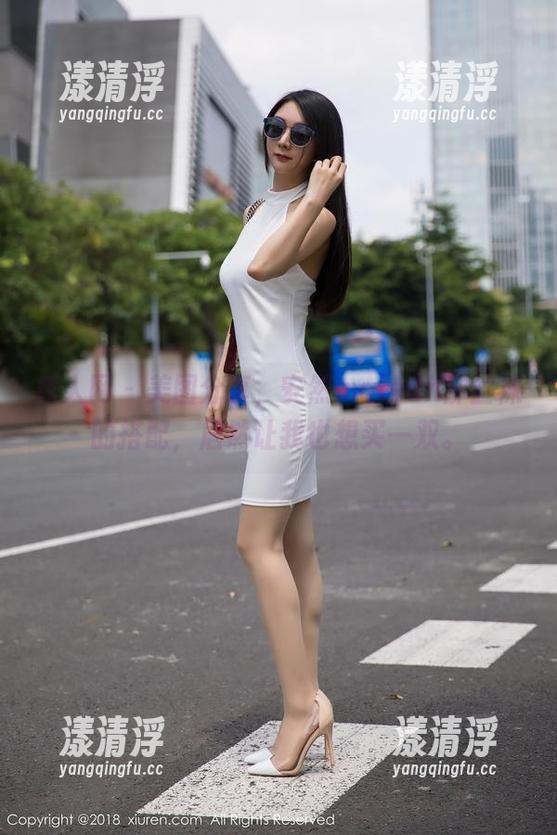 秀人网-安然maleah 秀人网 - 美图分享,安然maleah那丝袜的搭配,居然让我也想买一双。