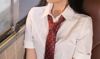 秀人网 – 当艾栗栗栗栗栗栗吖化身女王,原图和套图让人不得不想入非非!