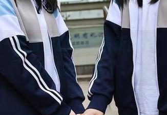 秀人网 – 蛋蛋宝的圣诞最新图片，一不小心就被种草了。
