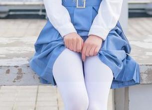 稚乖画册 – 图片里的吉他少女,行走在赤西夜夜的梦中