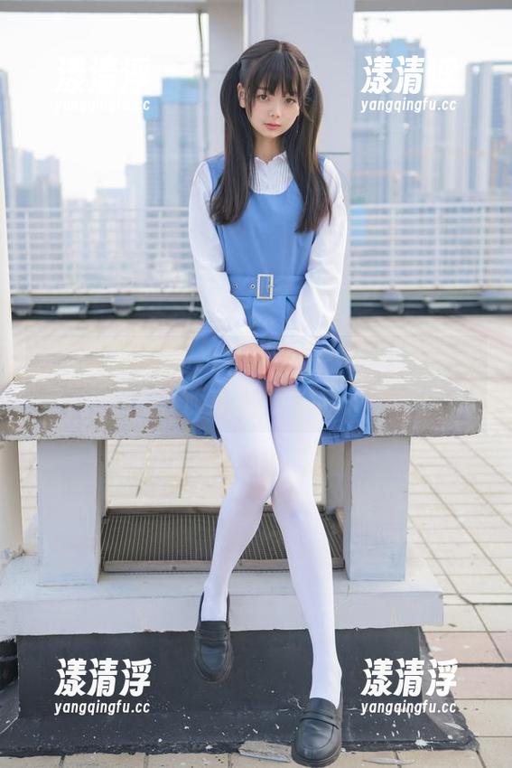 稚乖画册-赤西夜夜 稚乖画册 - 图片里的吉他少女,行走在赤西夜夜的梦中