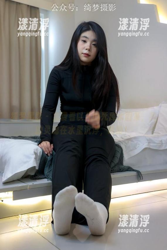 绮梦摄影 - 免费看以凡的死库水图集，我的灵魂在水里沉浮，哈哈！