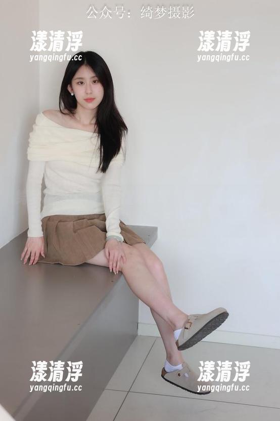 绮梦摄影 - 蔡蔡这套JK写真集，说实话用来下载感染力挺巨大的。