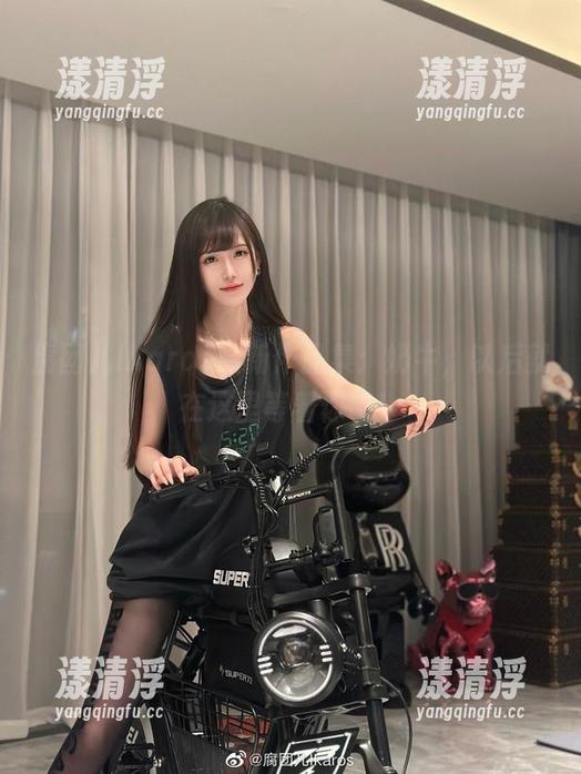 腐团儿Ikaros 腐团儿Ikaros最新作品集:奶牛,以后就在这里等着你哦!