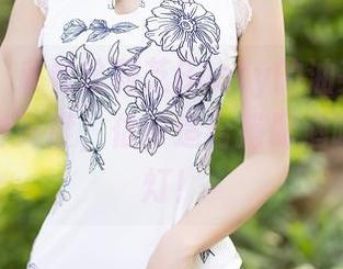 语画界 – 来看徐莉芝Booty的油亮更新套图，这种亮度，估计适合搭配酒吧的霓虹灯！