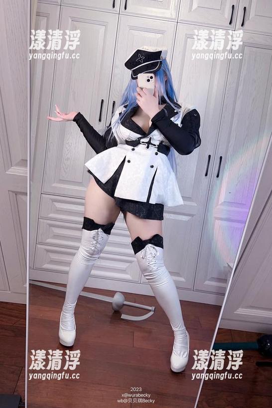 贝贝琪Becky 贝贝琪Becky的全套吊带裙写真,究竟要炫耀到什么程度才算完美啊