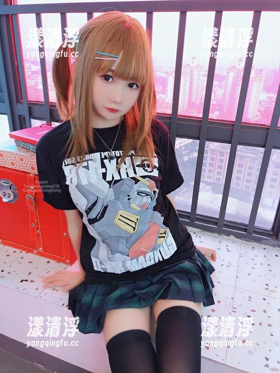 精选一下铭铭kizami的换装原图，哦，难怪朋友一直让我多个心眼，小心你的妒忌情绪哦！