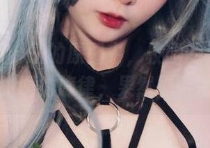 在青水百合子的原图中，校园的日常像是都成了跑调的旋律，果然挺特别的啊！