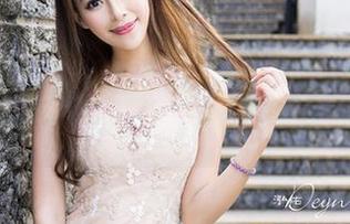 青豆客 – 全套图包，揭开可蕊娜的女孩层次感。