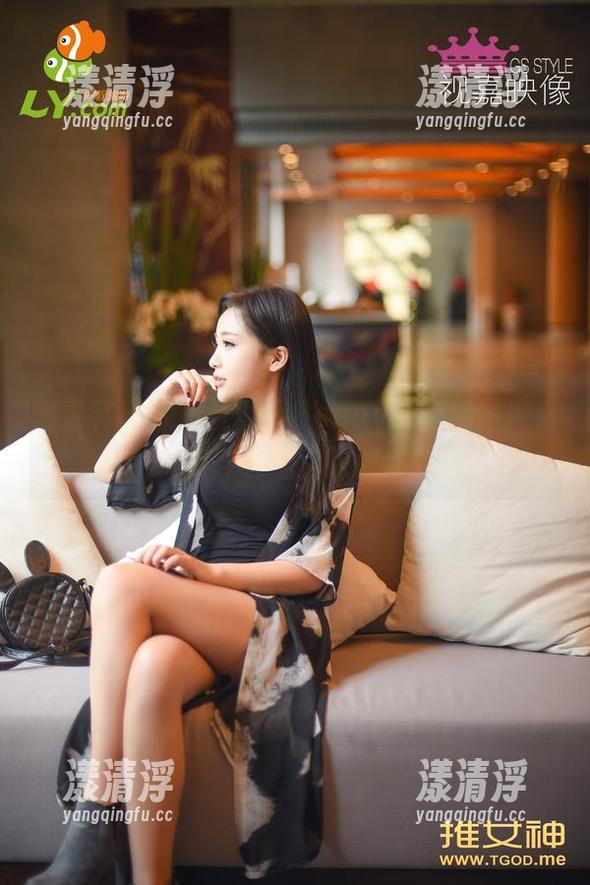 青豆客-汪佩妮Penny 青豆客 - 翻看汪佩妮Penny的空姐图库,有种说不出的惆怅